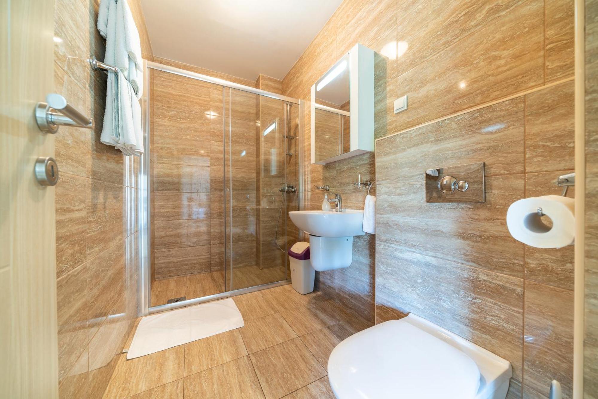 Becici -Lux Apartman Εξωτερικό φωτογραφία
